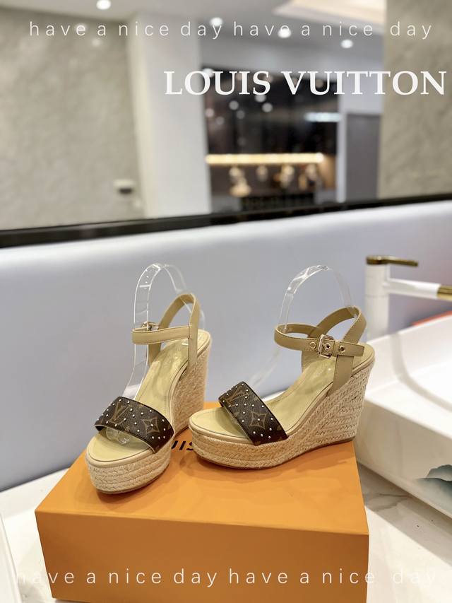 Factory Loui & Vuitto & Louis Vuitton French Purchasing New Donkey Brand Spring