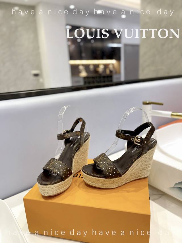 Factory Loui & Vuitto & Louis Vuitton French Purchasing New Donkey Brand Spring