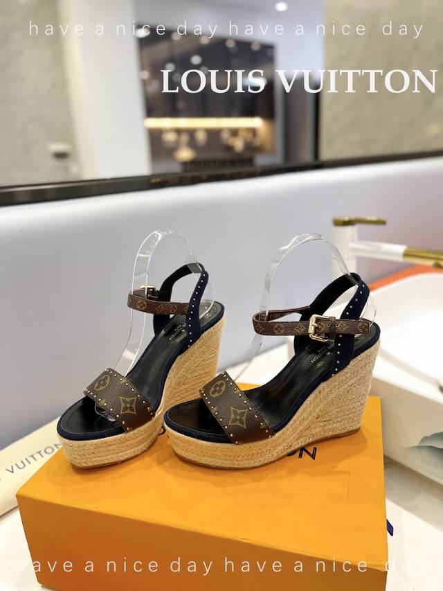 Factory Loui & Vuitto & Louis Vuitton French Purchasing New Donkey Brand Spring