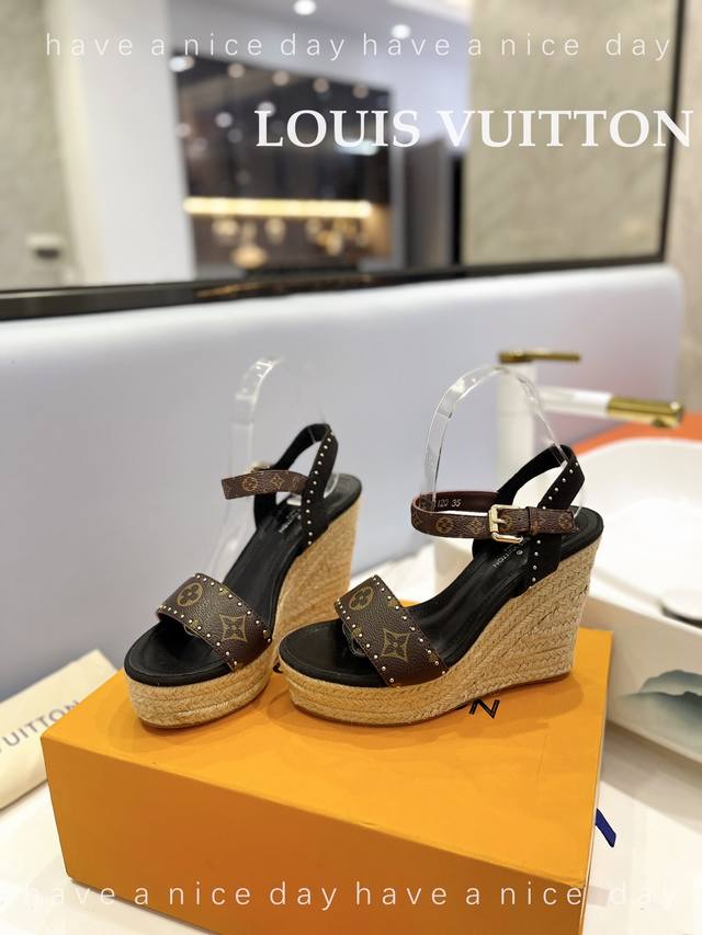 Factory Loui & Vuitto & Louis Vuitton French Purchasing New Donkey Brand Spring
