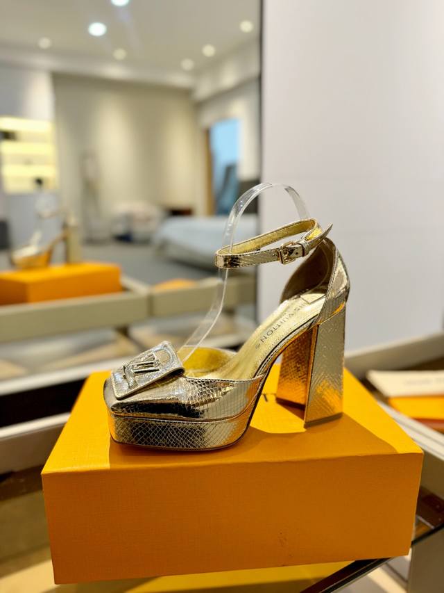 Latest L Home Counter Latest Catwalk Sandals Official Website Series Synchronize