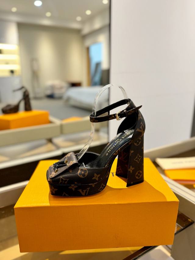 Latest L Home Counter Latest Catwalk Sandals Official Website Series Synchronize