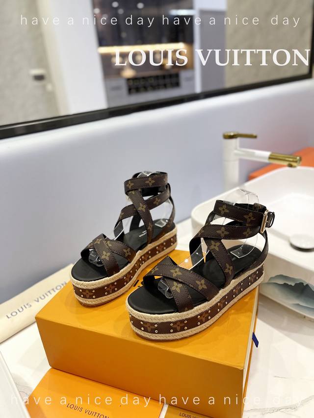 Factory Loui & Vuitto & Louis Vuitton French Purchasing New Donkey Brand Spring