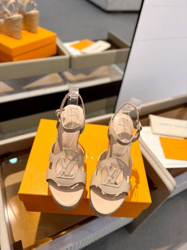 Factory: Lv Denim Series Latest Catwalk Thick-Soled Hemp Rope Sandals Hong Kong