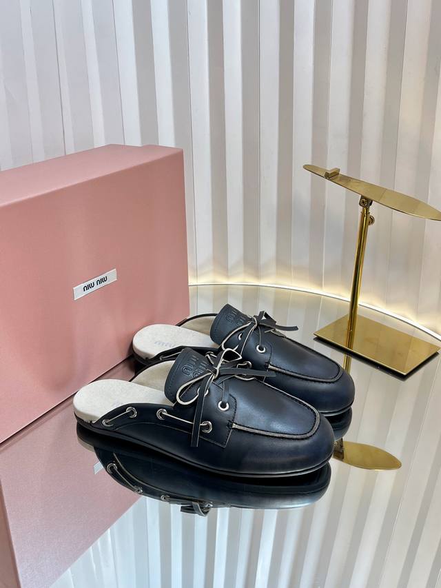 miu Mi*25Ss Soft Sole British Style Thick Sole Loafers Looks Good No Matter H