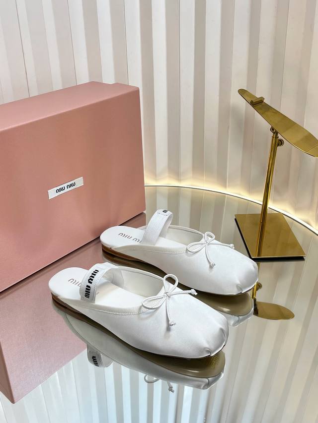 Purchasing-Level Miu Miu Fairy Ballet Flat-Bottomed Half-Slippers The Unique Des