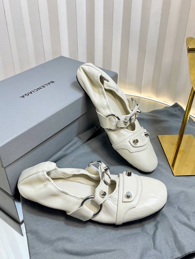 balenciaga Balenciaga 25 New Metal Rivet Ballet Flats This Pair Of Cagole Sli
