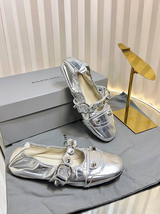 balenciaga Balenciaga 25 New Metal Rivet Ballet Flats This Pair Of Cagole Sli