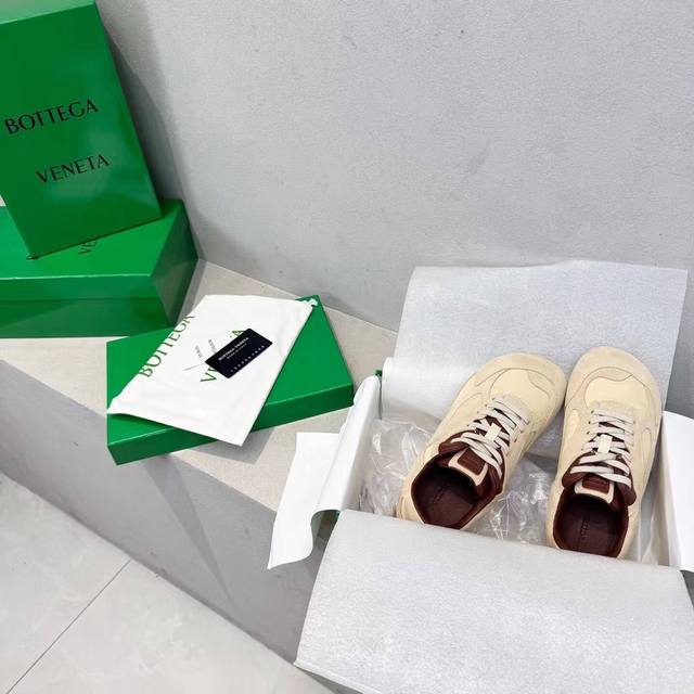 Factory Bottega Veneta Bv 25Ss New Couple Retro Gump Shoes German Training Shoes