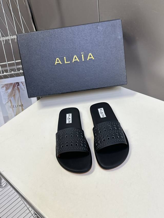 alaia Alaia Niche Fashion Brand New Spring And Summer Perforated Carved Flat