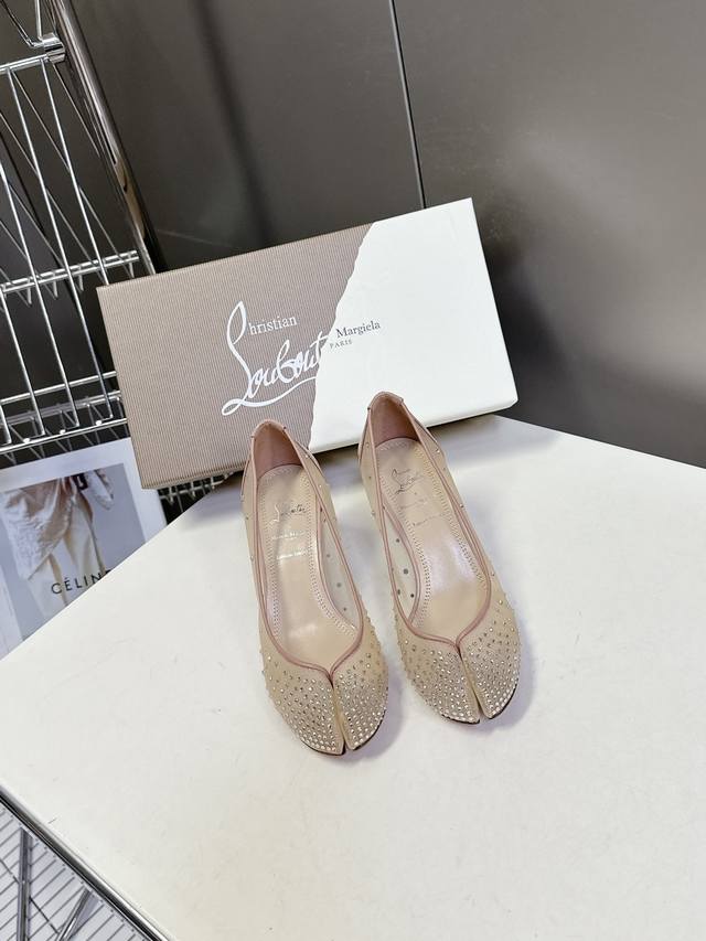 clred -Soled Shoes X Maison Margiela Split-Toe High Heels Maison Margiela And