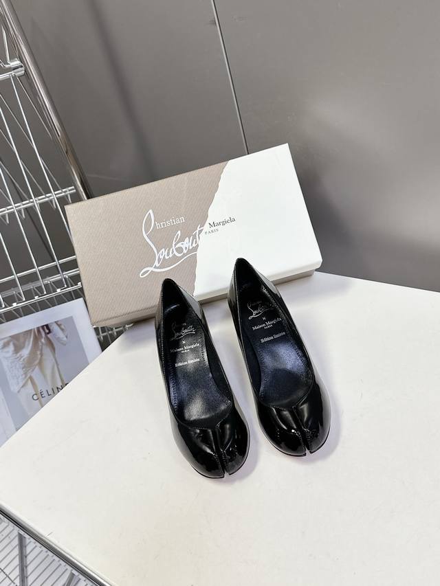 cl Red-Soled Shoes X Maison Margiela Split-Toe High Heels Maison Margiela And