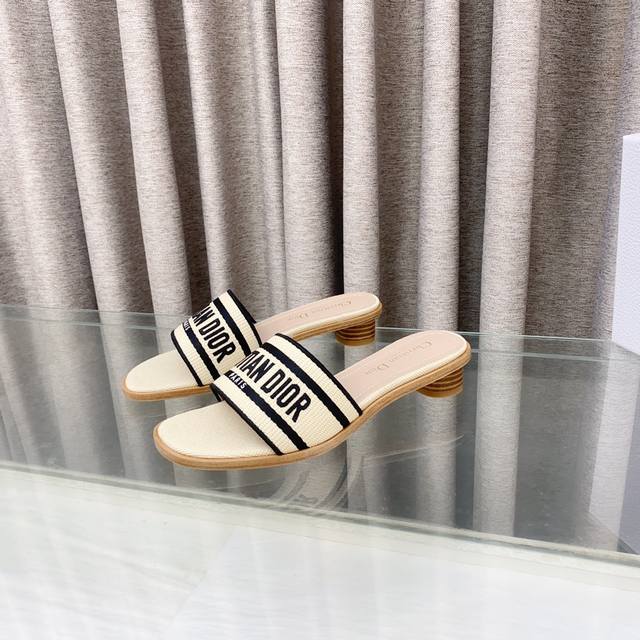 dior2025 Spring And Summer New Dway Flat Flip Flops Colorblock Women's Shoes