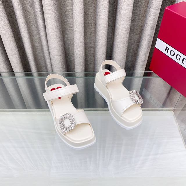 roger Vivier Summer New Rhinestone Height-Enhancing Sandals Newly Released Ne