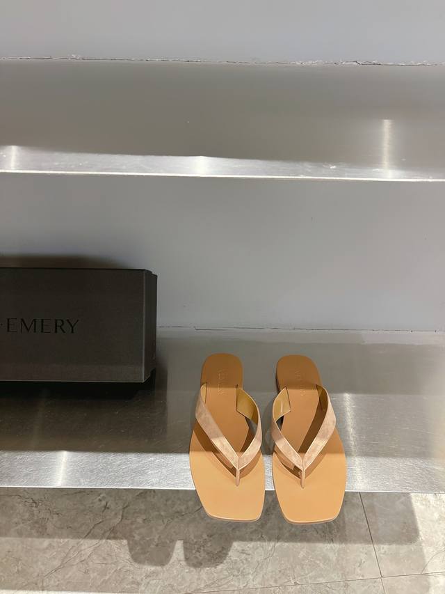 New Australian Brand A.Emery The Most Popular Must-Have Item This Spring And Sum