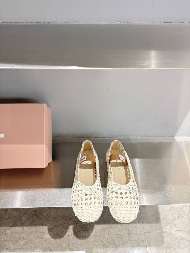 miumi* 2025 Fw Ballet Shoes This Season's Ballet Shoes Are So Sweet And Hit T