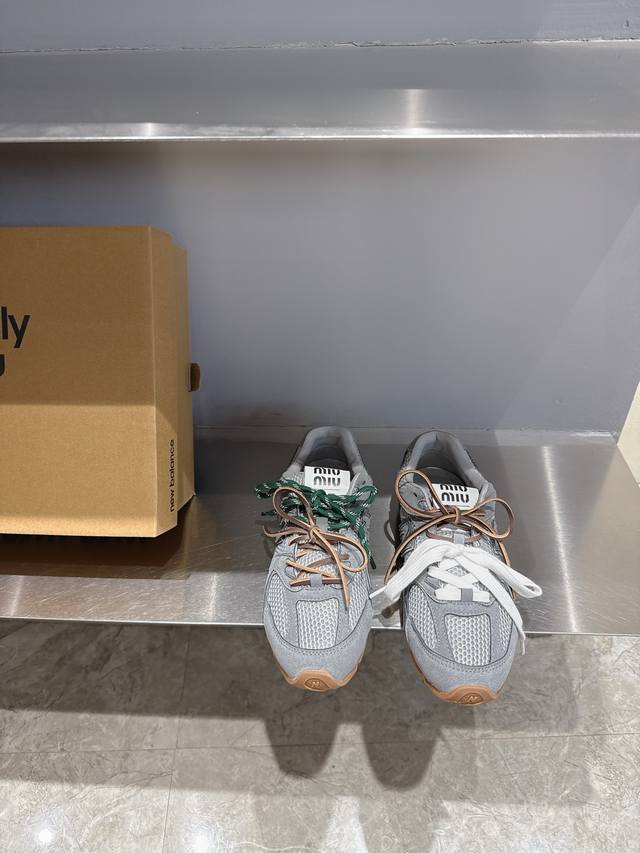 miumiu X New Balance Joint Nb Sneakers Miu Miu Miu's Joint Sports Sneakers Wi