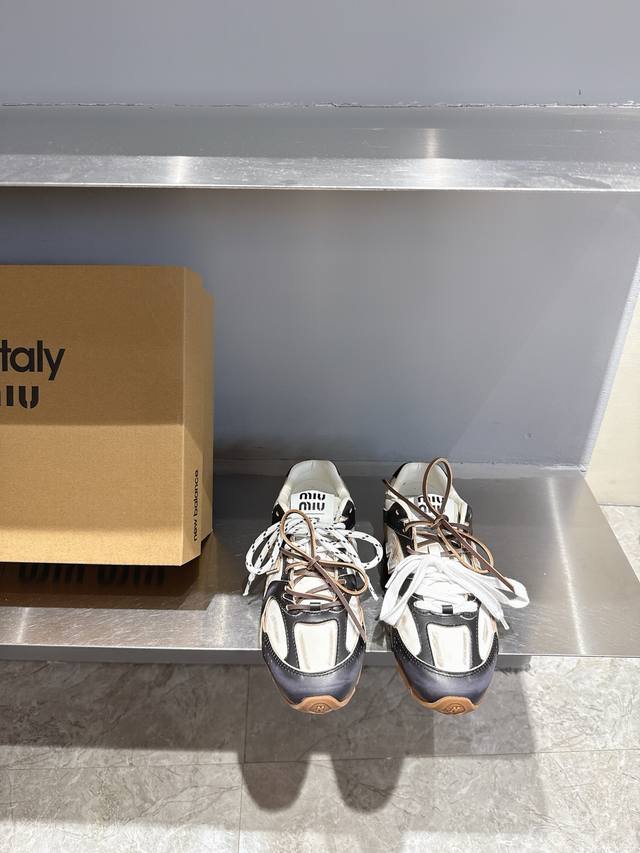 miumiu X New Balance Joint Nb Sneakers Miu Miu Miu's Joint Sports Sneakers Wi