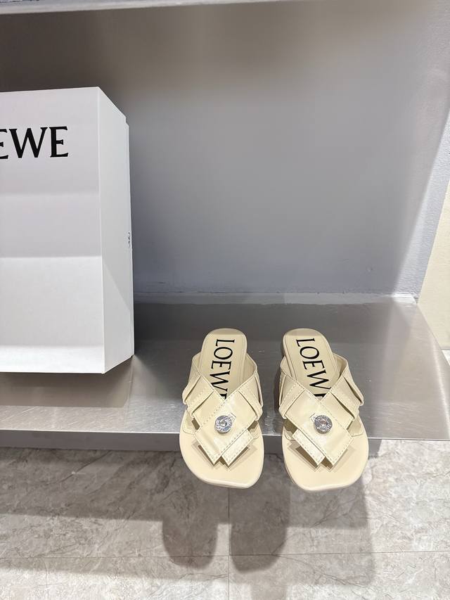 2025 The Latest Loewe Ss Summer Limited Slippers Are So Beautiful On The Feet