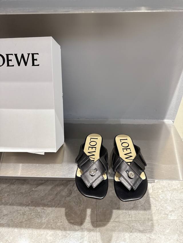 2025 The Latest Loewe Ss Summer Limited Slippers Are So Beautiful On The Feet