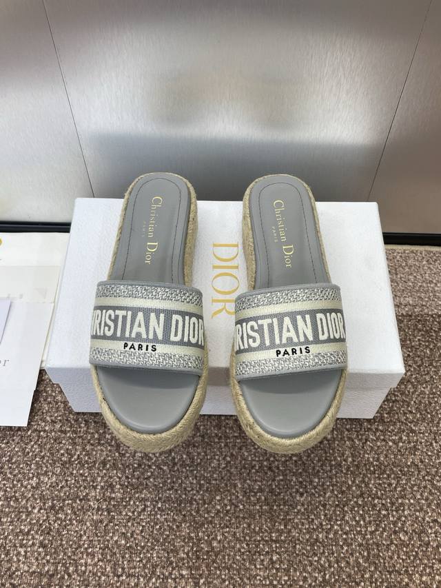 dior Dior 2025 Spring And Summer New Ivieta Dway Jelly Color Thick-Soled Colo