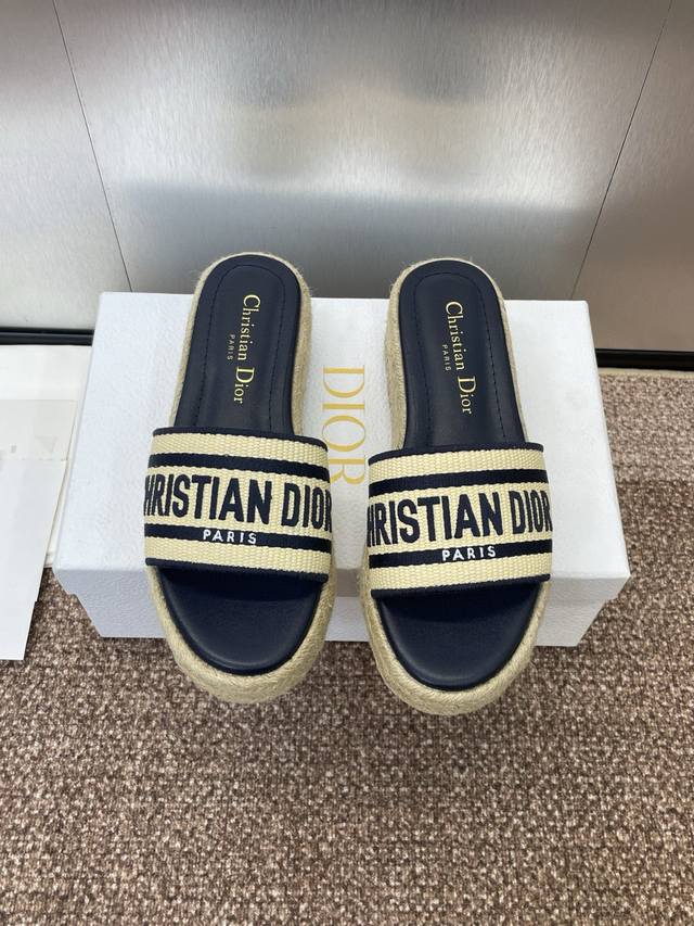 dior Dior 2025 Spring And Summer New Ivieta Dway Jelly Color Thick Sole Color
