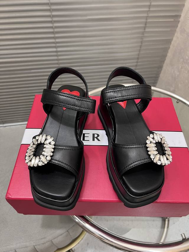 Factory Price Pp Top Version Rv New Slidy Viv' Thick-Soled Sandals Upper Embelli