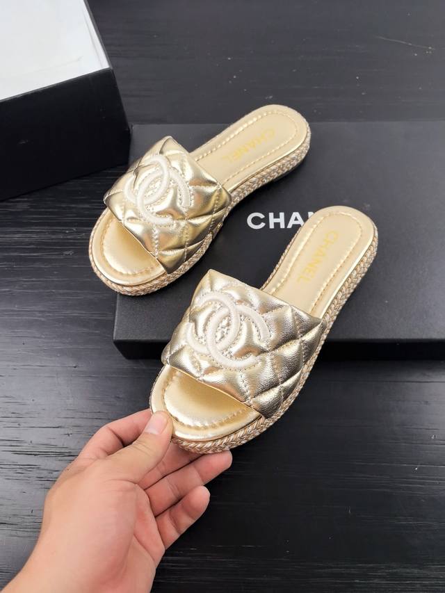 chanel Xiaoxiang Early Summer Honey Holiday Thick-Soled Slippers Popular Coun