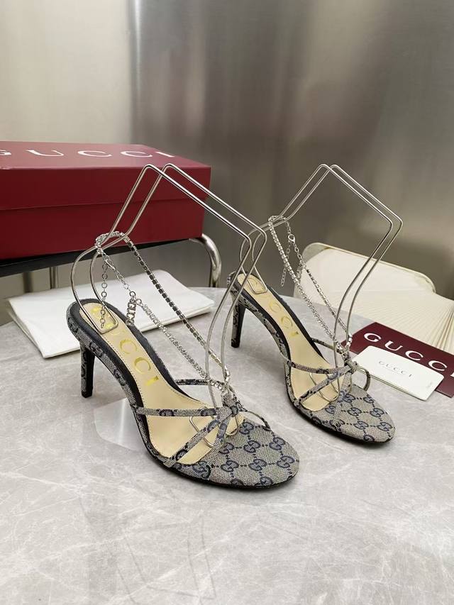 New Gucci Classic Women's Shoes: Developed From The Original Version, The Shoe L