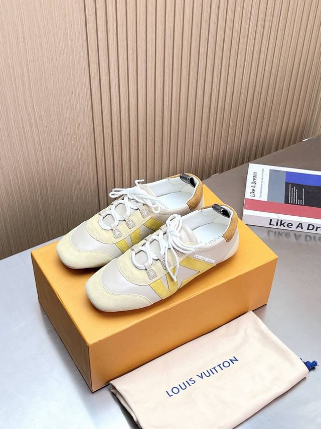 Top Version Lv Sneakerina Sneakers Cleverly Combines The Two Colliding Elements