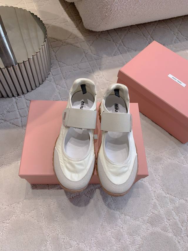 Factory Price P Miu New Mary Jane Casual Shoes Are So Beautiful To Wear. They Ca