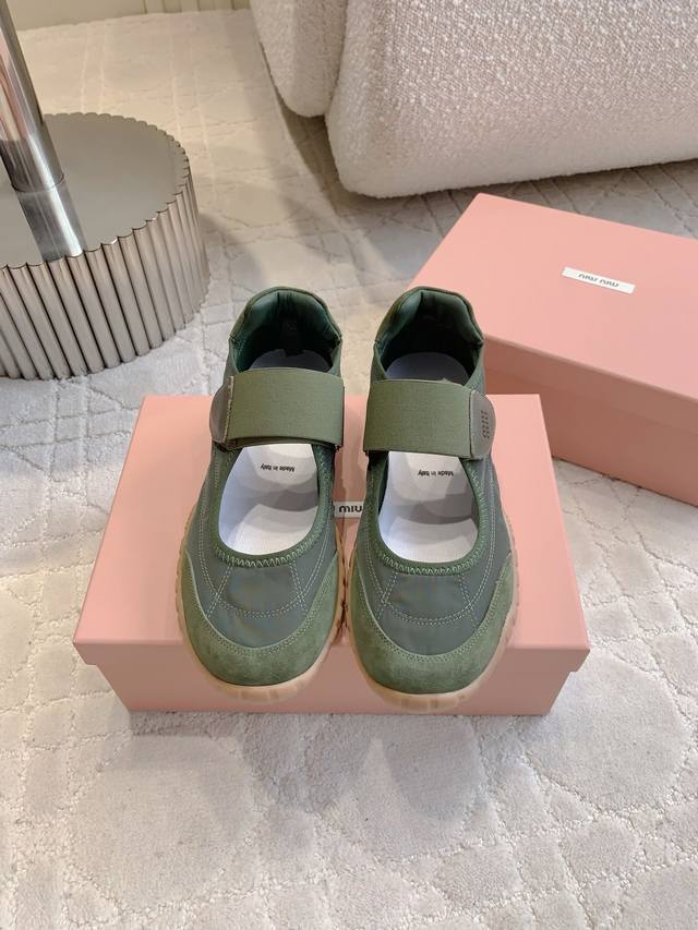 Factory Price P Miu New Mary Jane Casual Shoes Are So Beautiful To Wear. They Ca