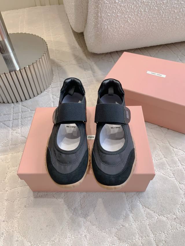 Factory Price P Miu New Mary Jane Casual Shoes Are So Beautiful To Wear. They Ca