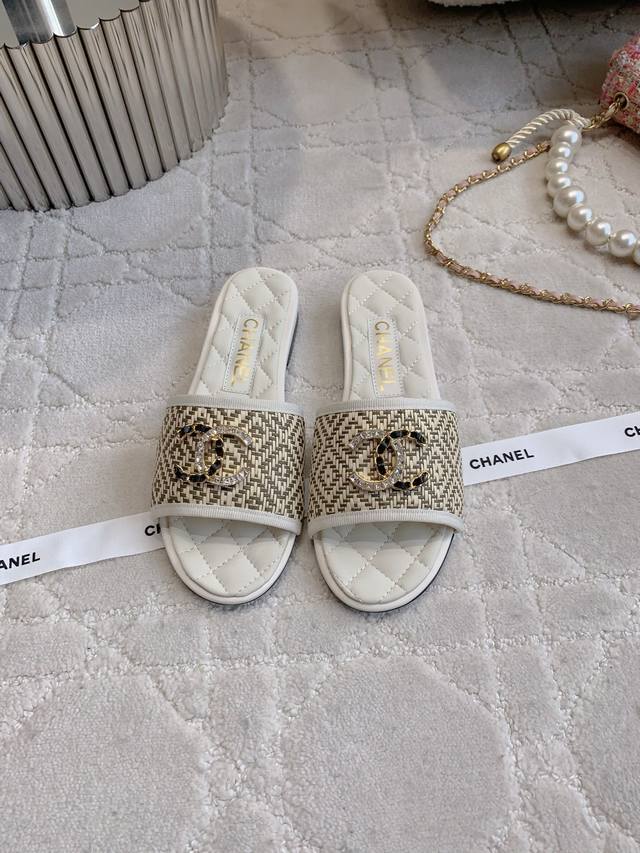 Factory Price P Chane* New Flat Slippers Classic Holiday Style Double Logo Decor