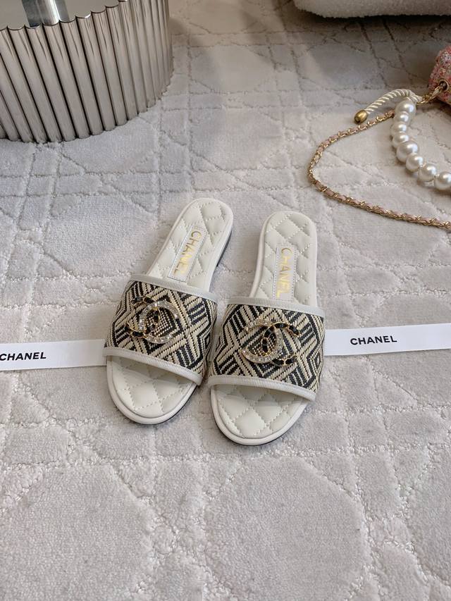 Factory Price P Chane* New Flat Slippers Classic Holiday Style Double Logo Decor