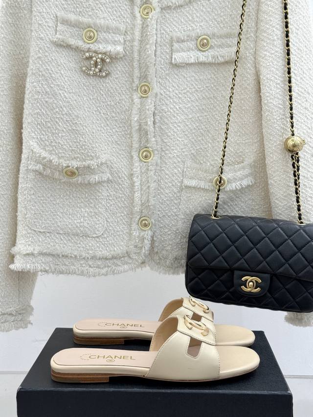 Factory Price Chane* Chanel 25P Spring And Summer New Product Double C Flat Slip