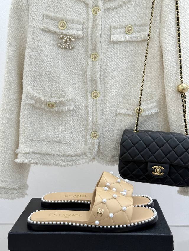 Factory Price Chane* Chanel 25P Spring And Summer New Product Pearl Flat Slipper