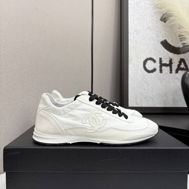 chane Chanel Thick-Soled Panda Sneakers Sneakers Chanel 2025Ss Popular Panda