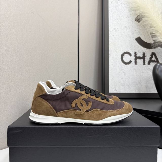 chane Chanel Thick-Soled Panda Sneakers Sneakers Chanel 2025Ss Hot Panda Shoe