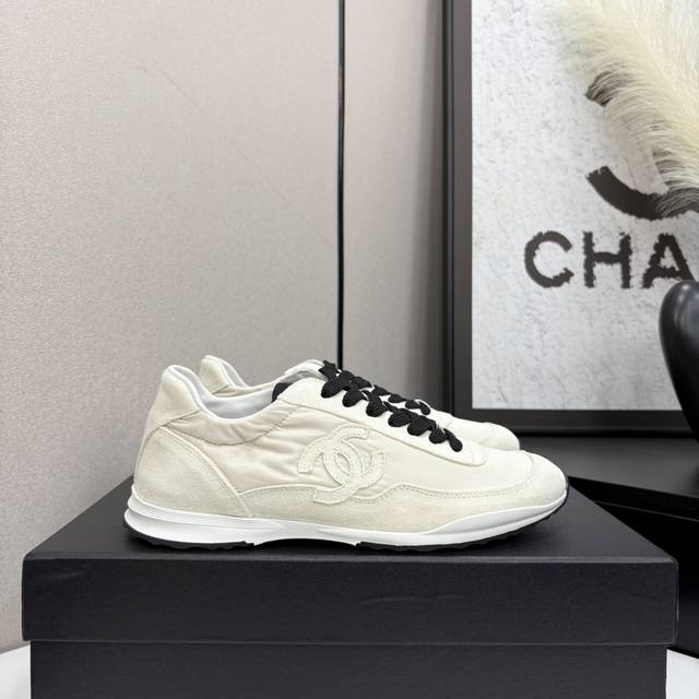 chane Chanel Thick-Soled Panda Sneakers Sneakers Chanel 2025Ss Popular Panda