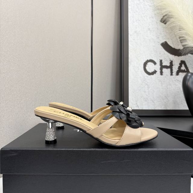 2025 A Versatile Series Worn By Many Celebrities And Internet Celebrities, An