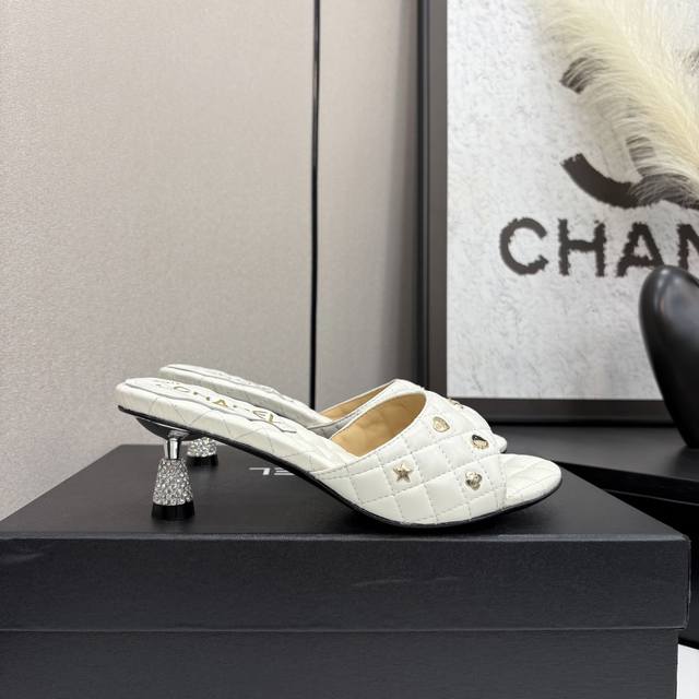 2025 A Versatile Series Worn By Many Celebrities And Internet Celebrities, An