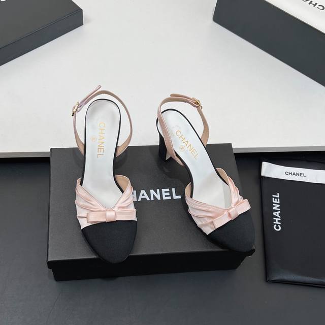 Welfare Price High Quality Chanel Xiaoxiang 25C Thick Heel High-Heeled Sandals B