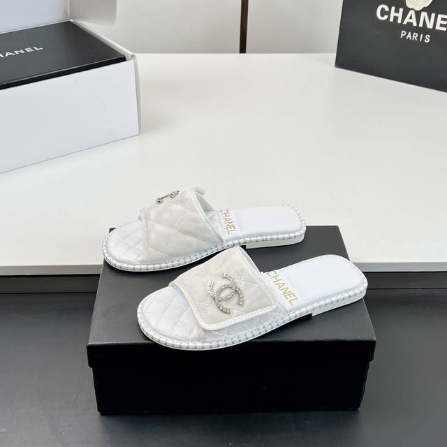 Factory Price High Version Velcro Diamond Buckle Sandals Chanel Chanel Slippers