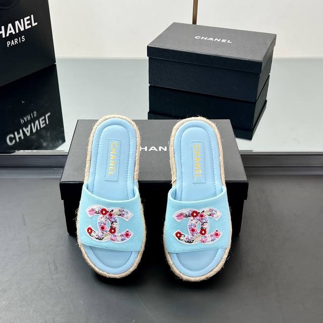 Factory Price High Version Chanel Embroidered Double C Logo Woven Fisherman Slip