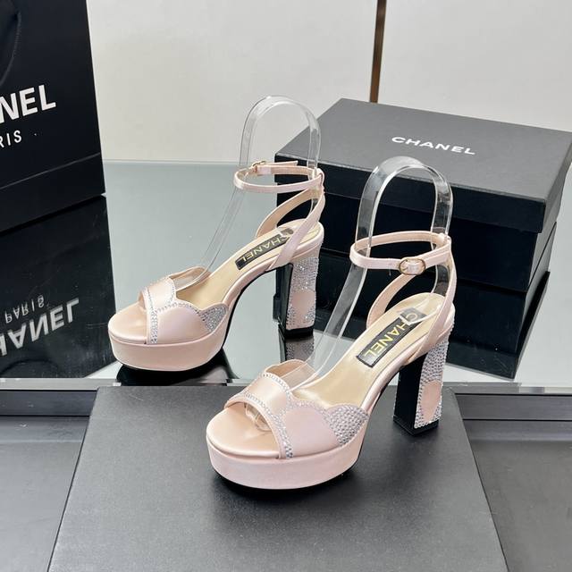 Factory Price Chanel Rhinestone Thick Heel High Heels Waterproof Platform Sandal