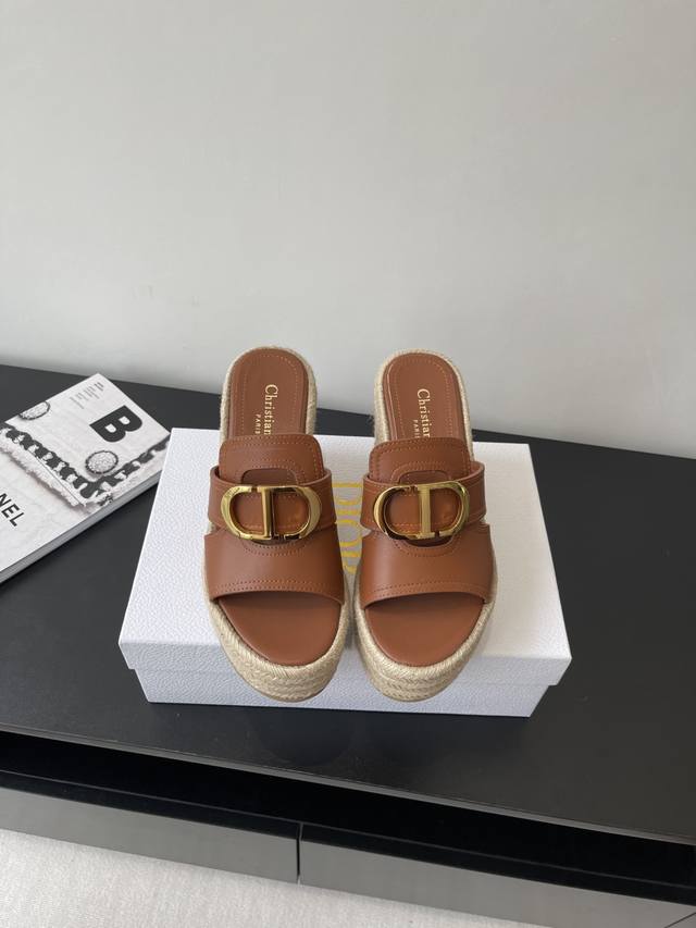 dior 25Ss New Spring And Summer Fairy Style Wedge Sandals Simple And Versatil