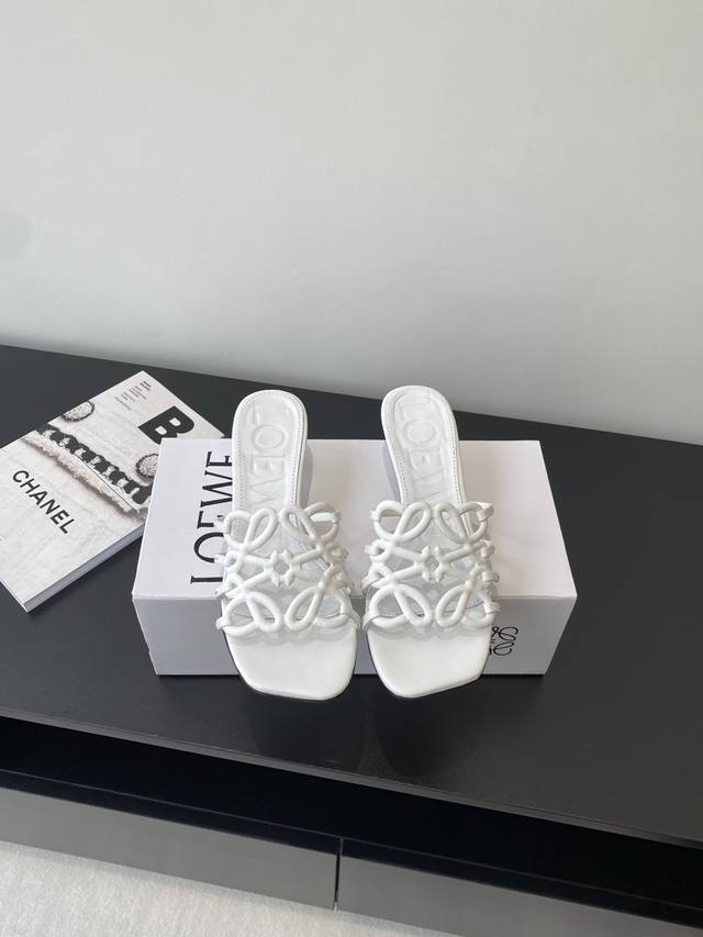 loewe 25Ss New Spring And Summer Slippers The Simple Design Feels Cleaner And