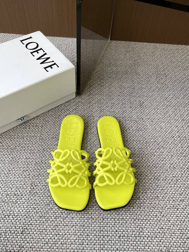loewe 25Ss New Spring And Summer Slippers The Simple Design Feels Cleaner And