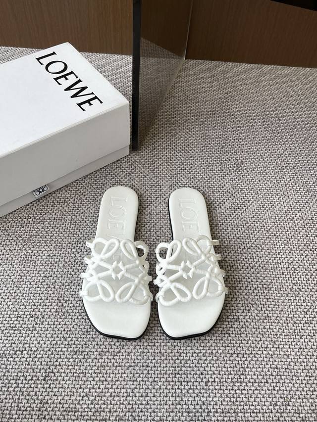 loewe 25Ss New Spring And Summer Slippers The Simple Design Feels Cleaner And